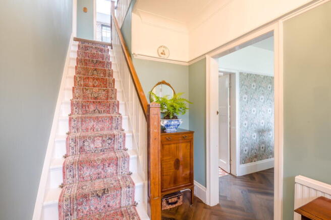 4 bed Detached for sale Image 4