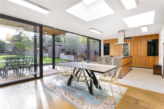 Kitchen/Dining