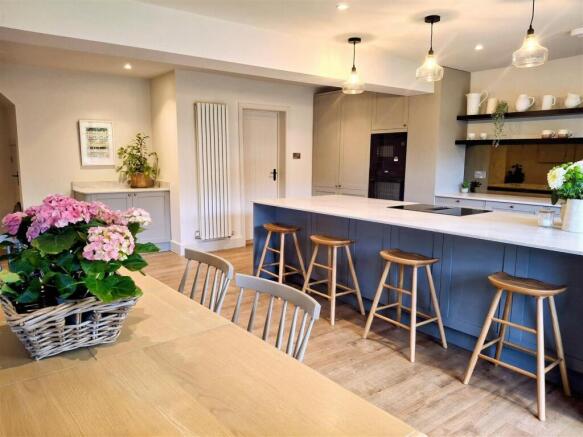 3 - Northfield Avenue.jpg