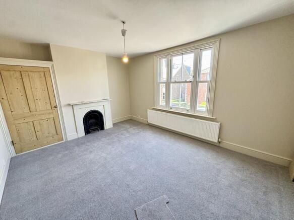 42 Eastwood Road ...