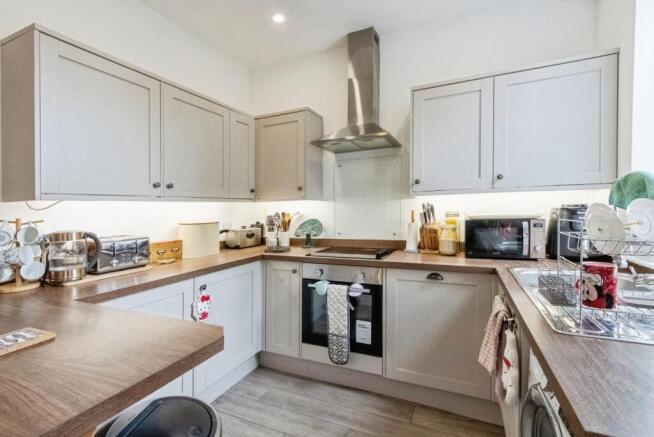 4 bed Terraced for sale Image 3