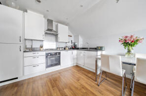Flat 20, 18 Fleet House, Mackintosh Street, Bromley BR2 9UW