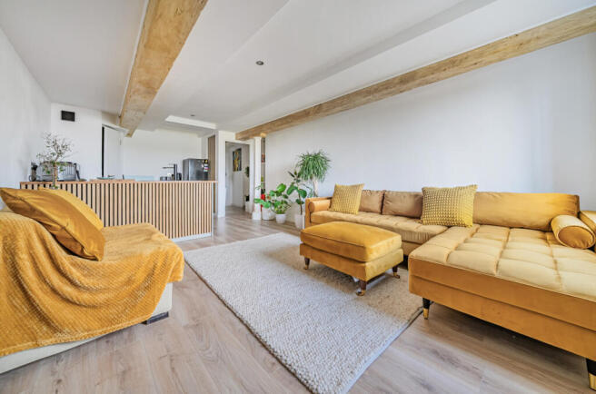 1317319-11-68767f...