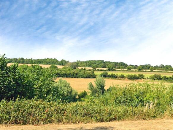 3 bed House for sale Image 6