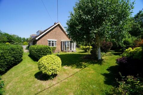 Churchway, Blunsdon, Swindon, SN26 7DG