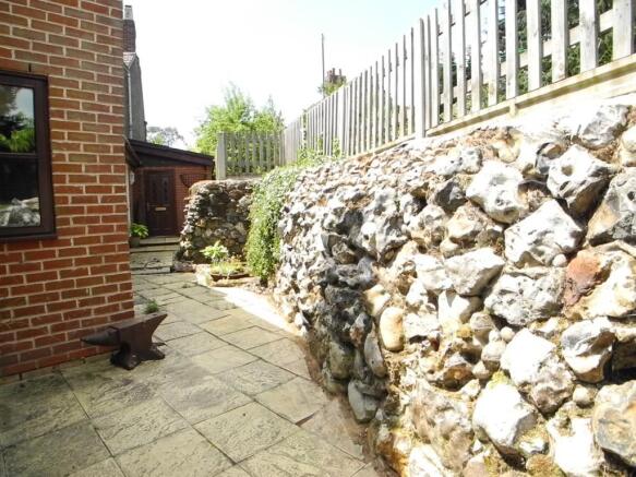 Photo 16