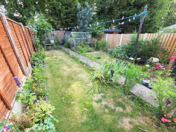 3 bed Semi-Detached for sale Image 11