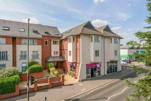Flat 14, 33 45 St Clements House, Church Street, Walton-on-thames KT12 2QN