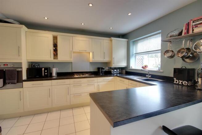 Living/Dining Kitchen