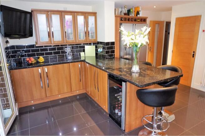 Kitchen / Breakfast