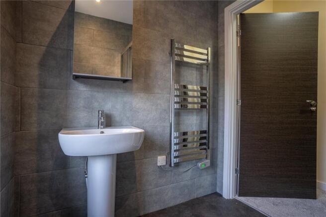 1 bed Apartment to rent Image 8