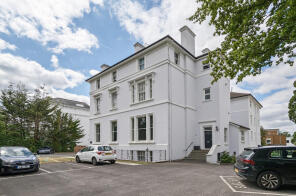 5, Pembridge Court, The Park, Cheltenham GL50 2SG