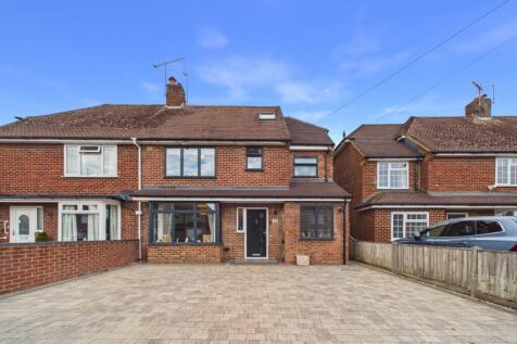 Knights Way, Emmer Green, Reading, Berkshire, RG4