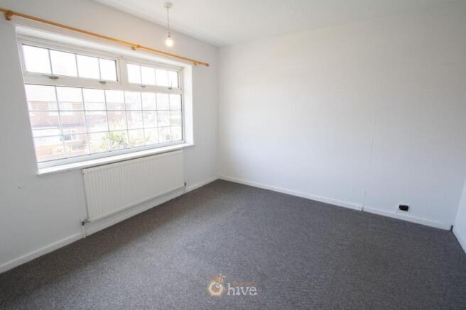 3 bed Semi-Detached for sale Image 10