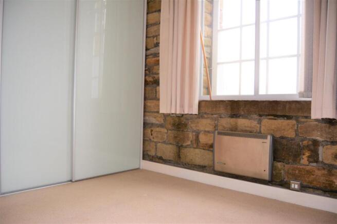 1 bed Apartment to rent Image 5