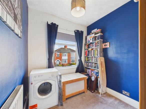 3 bed Semi-Detached for sale Image 11