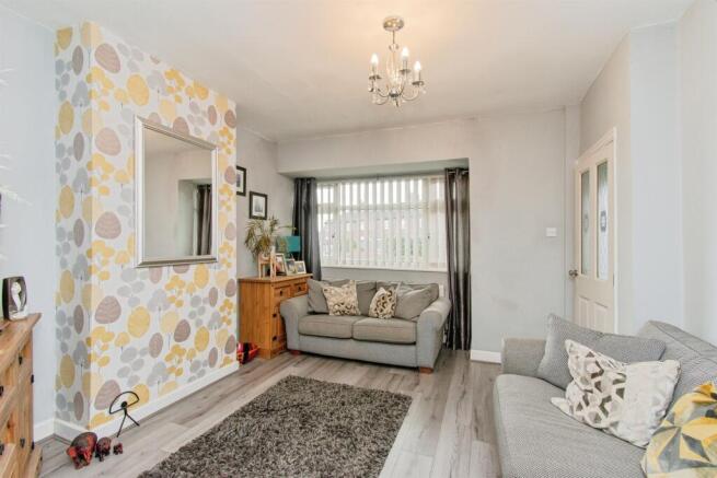 2 bed Semi-Detached for sale Image 5