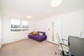 Flat 22, 2 Glastonbury House, Wantage Road, London SE12 8NB