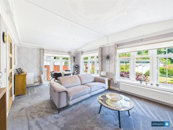 1 bed Park Home for sale Image 8