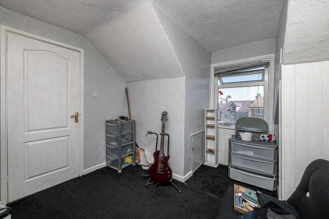 LOFT BEDROOM