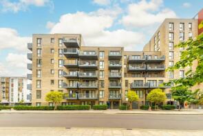 Flat 41, 28 Hitherwood Court, Charcot Road, Colindale, London NW9 5YW