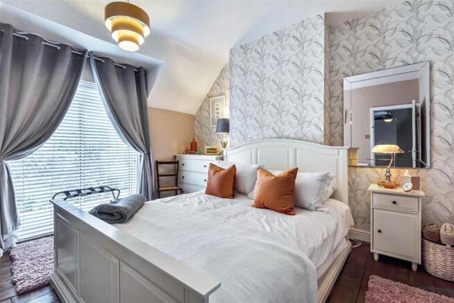 2 Jubilee  Cottage, Bedroom