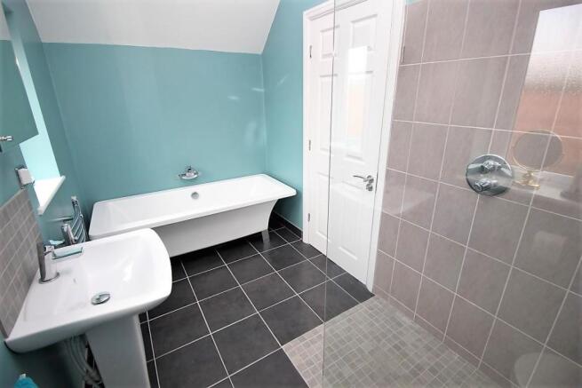 First Floor Bathroom