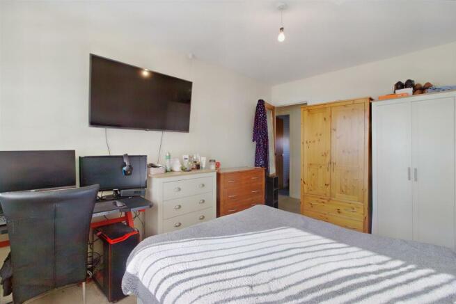 8534660-interior05-800.JPG