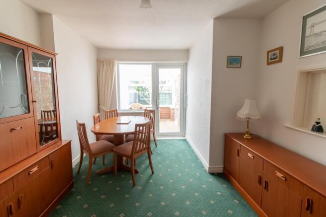 3 bed Semi-Detached for sale Image 4