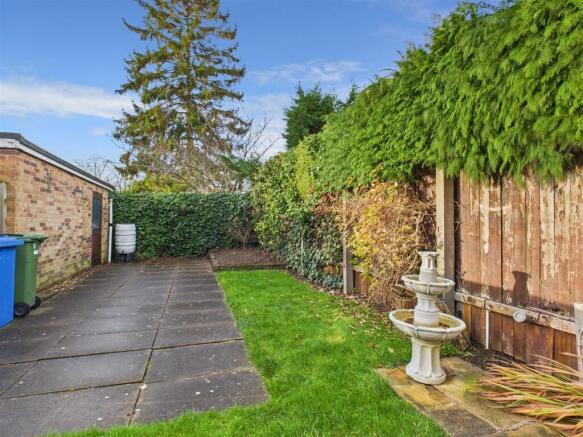 3 bed Detached Bungalow for sale Image 9
