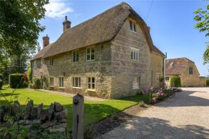 Higher Farm House, Marnhull Road, Shaftesbury SP7 0AZ