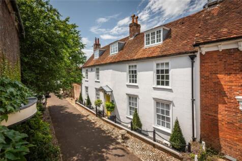 St. Peters Street, Bishops Waltham, Southampton, Hampshire, SO32