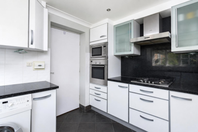 3 bed Detached for sale Image 7