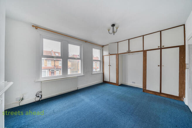 647181c9-6800-443...