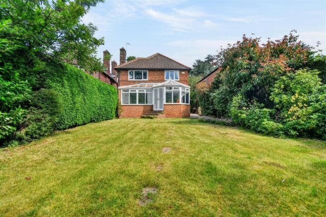 3 bed Detached for sale Image 7
