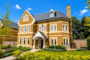 Flat 5, Temple Fortune Court, Temple Fortune Lane, Golders Green, London NW11 7TR