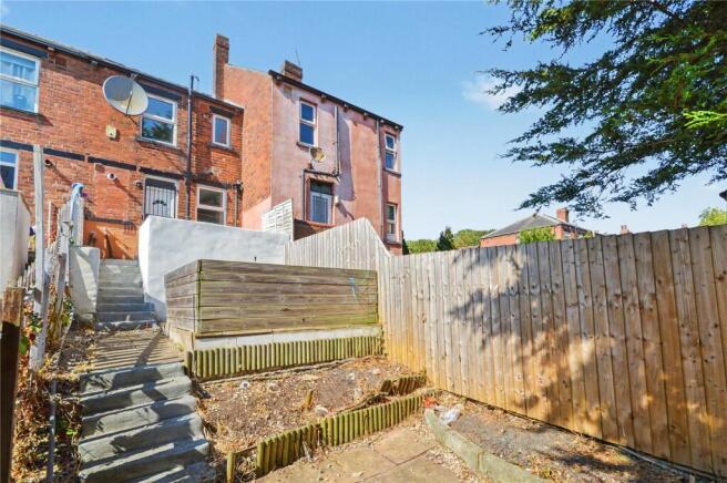 2 bed Terraced for sale Image 10
