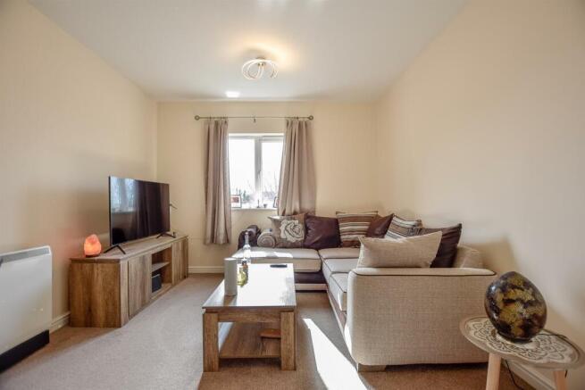 Living/Dining Area