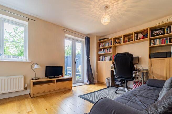 Bedroom/Study