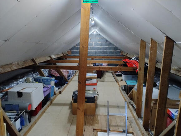 Front loft room