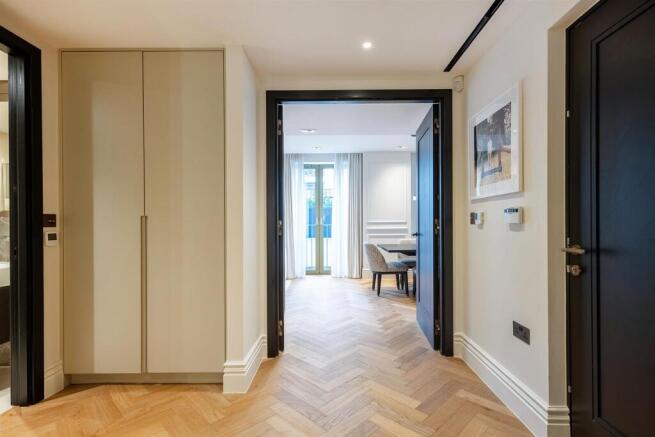 flat 1 at 4 to 6 saint edmunds terrace 3926 hall.j