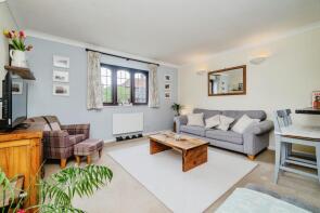 Flat 7, 1 St Peters Court, High Street, West Molesey KT8 2NE