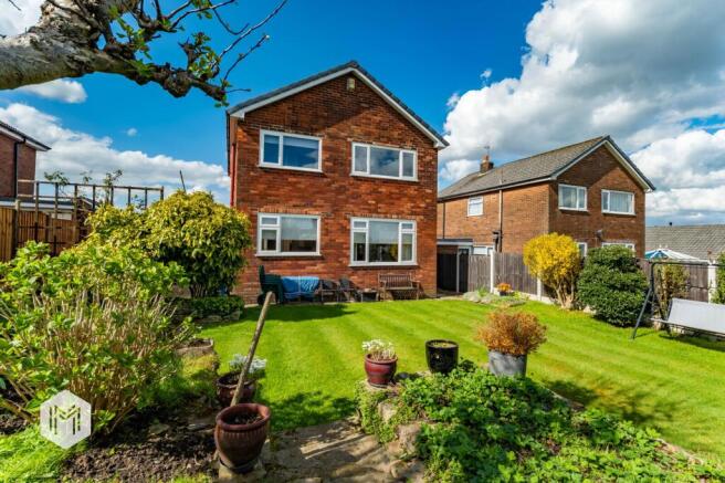Pleasington Drive, Bury, BL8 photo 3