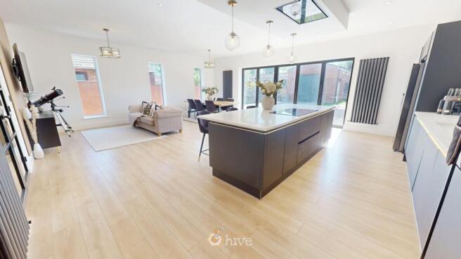 4 bed Detached for sale Image 6