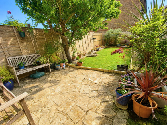 Garden 2.png
