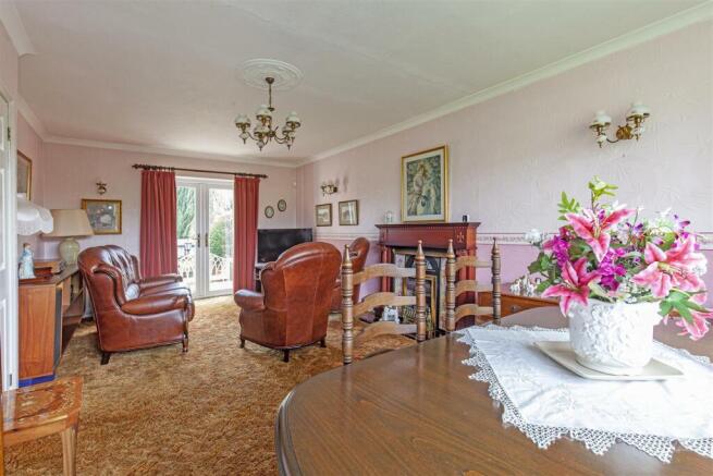 Reception Room-2.jpg