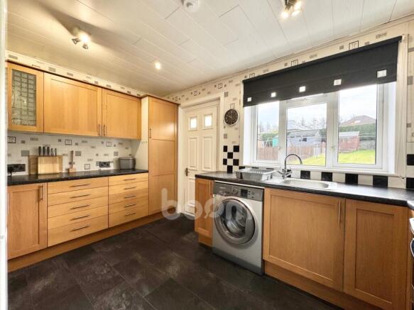 Cherrywood Drive, Beith kitchen photo