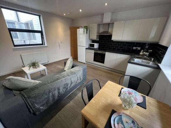 3 bed Flat to rent in sheffield