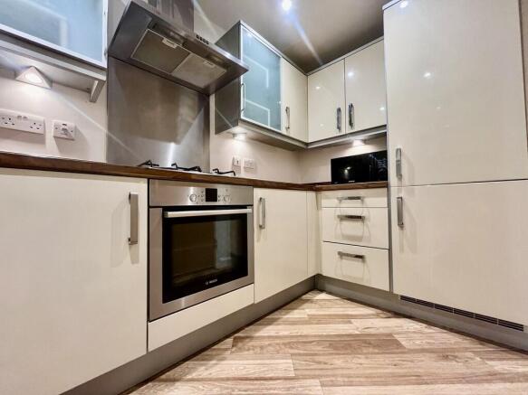 1da797eb-ff80-4ed...