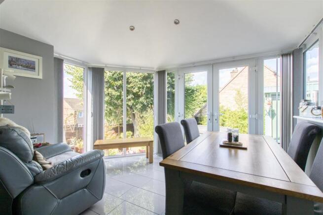 Conservatory/Dining Room